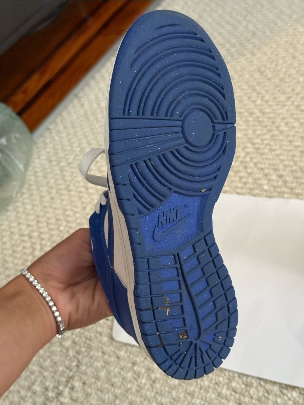 Nike Dunk Low Kentucky Sneakers Size 4Y - Picture 7 of 8